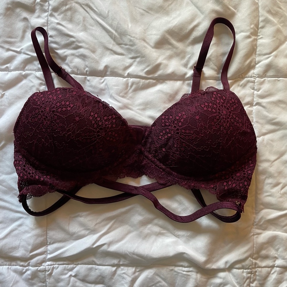 34A VS PINK Bra